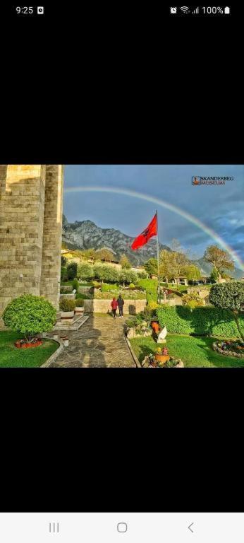 Vila Hk Krujë Exteriér fotografie